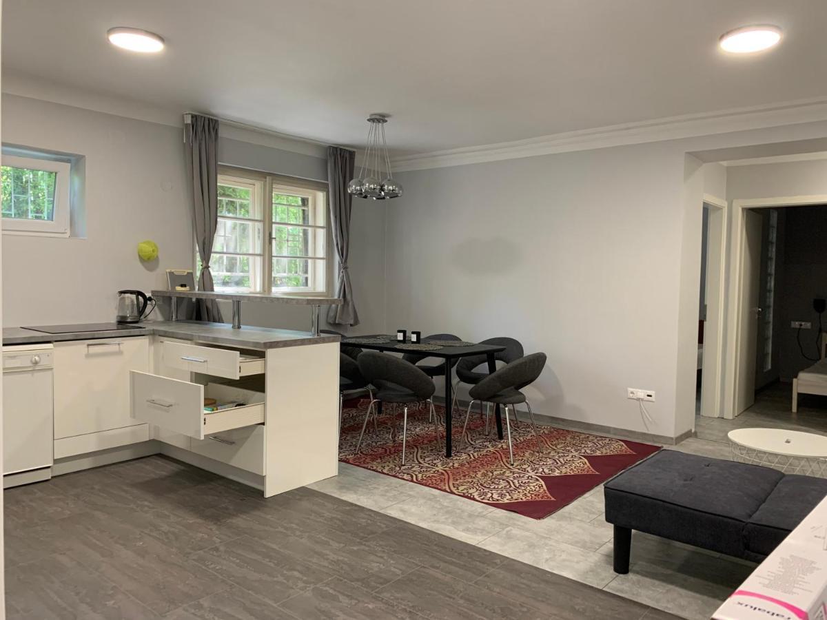 Stefánia Apartmanok Budapest Esterno foto